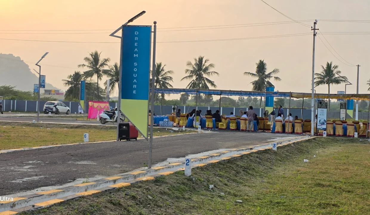 vip-dream-square-vellore-internal-roads-solar-street-lights